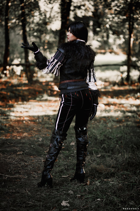 Yennefer inspired Witcher cosplay costume with black jacket and leather details