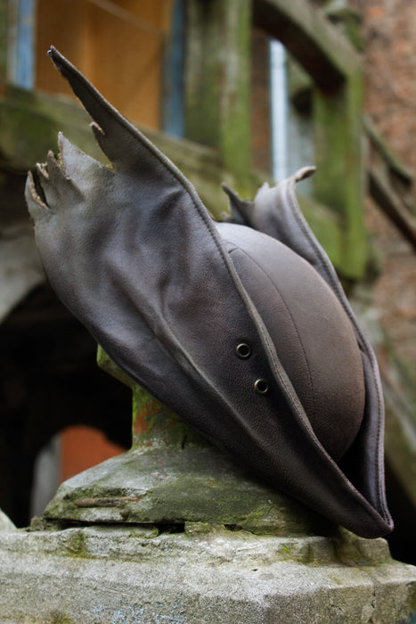Bloodborne Hunter Hat – Gothic Cosplay Headpiece Replica