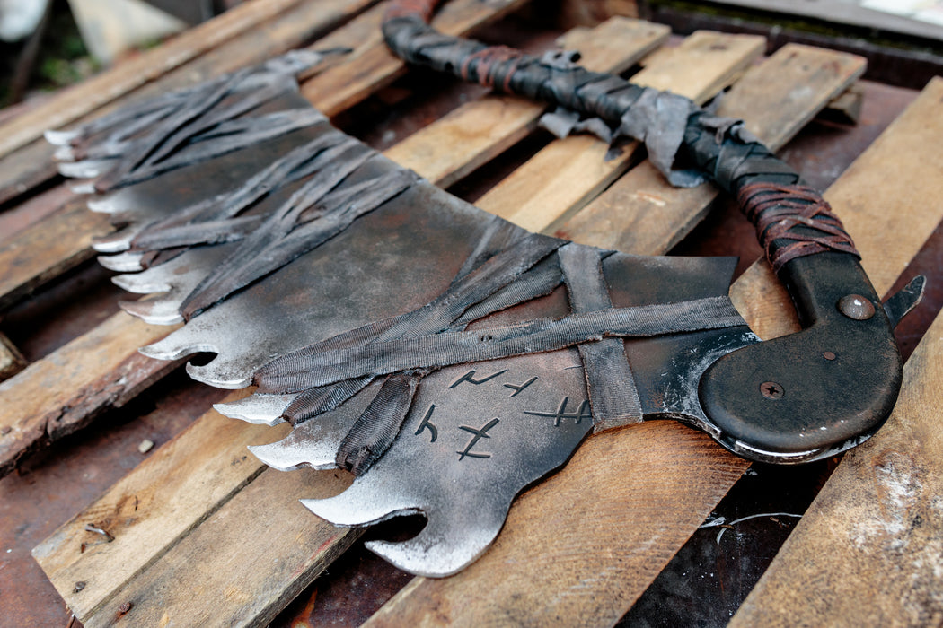 Hunter Saw Prop – Bloodborne Cosplay Weapon Replica